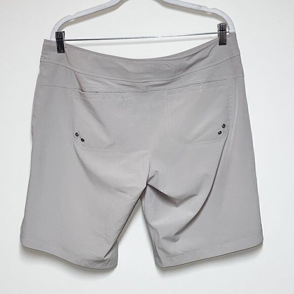 Free Country Bermuda Board Shorts Beige Womens Sz 12/14 L - Picture 2 of 5